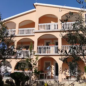 apartments-dujlovic.hotelinzadar.com/