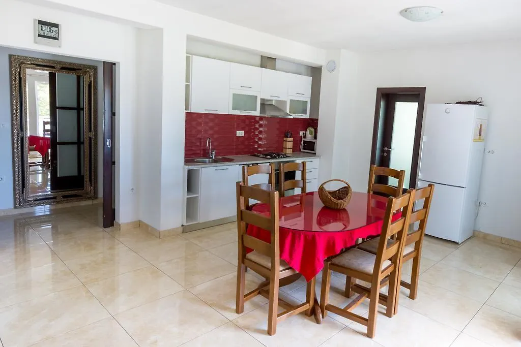 Villa Apartments Marko & Simun Kastela