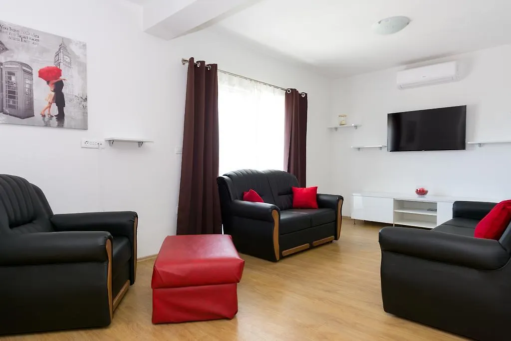Villa Apartments Marko & Simun Kastela